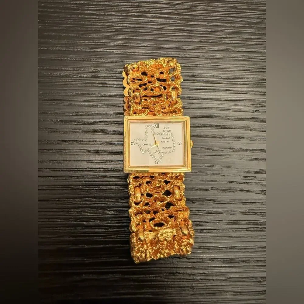 Vintage Gold Watch State of Texas Watch Face Square Bracelet Tawaiian
